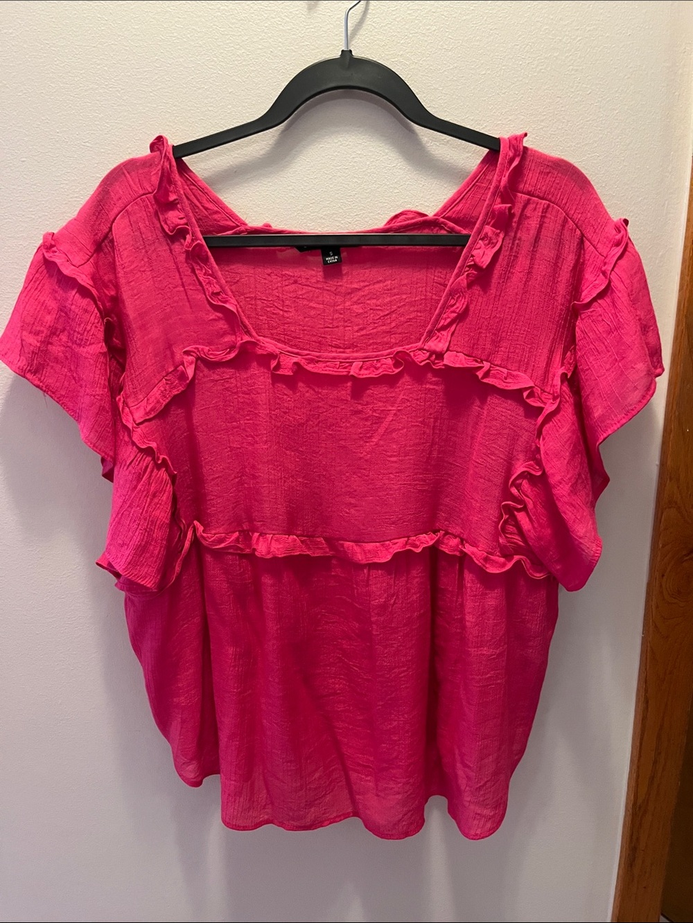 Zac & Rachel Hot Pink Ruffle Short Sleeve Blouse